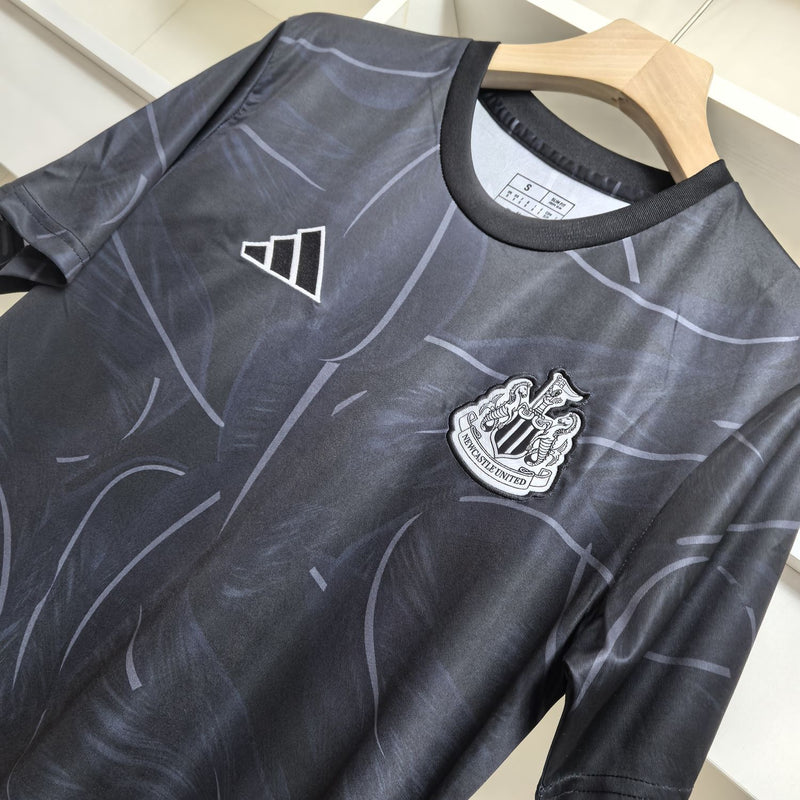 Camisa Newcastle Pré-Jogo Black 24/25 - Torcedor Masculina - Lançamento