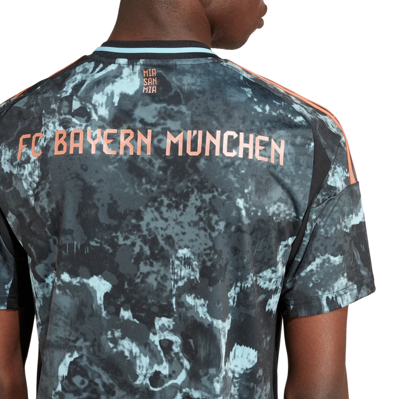 Camisa Bayern de Munique Reserva 24/25 - Versão Torcedor - Lançamento