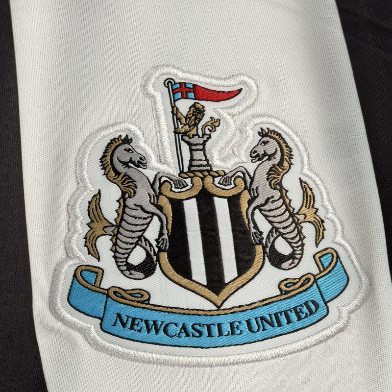 Camisa Newcastle Titular 24/25 - Versão Torcedor - Lançamento