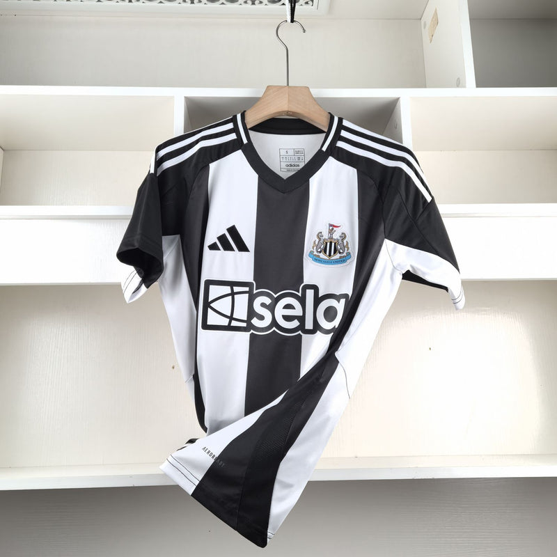 Camisa Newcastle Titular 24/25 - Versão Torcedor - Lançamento